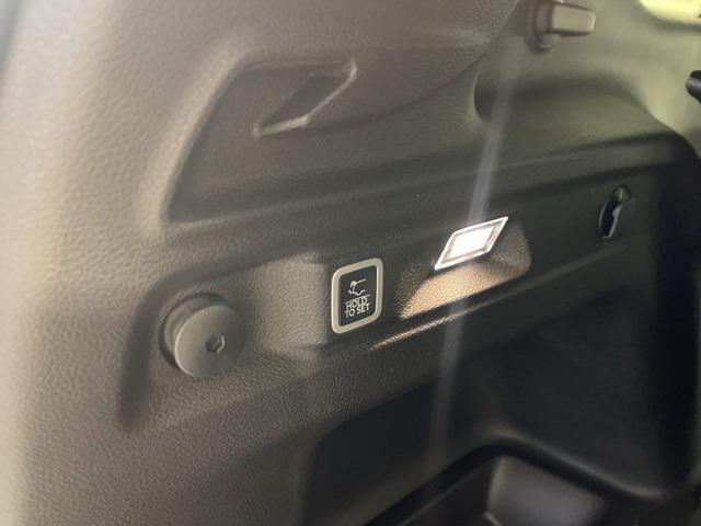 new 2025 Jeep Grand Cherokee car, priced at $43,875