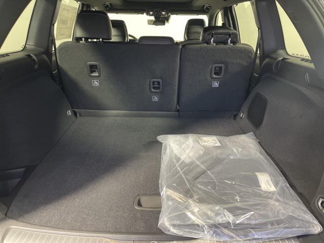 new 2025 Jeep Grand Cherokee car, priced at $61,121