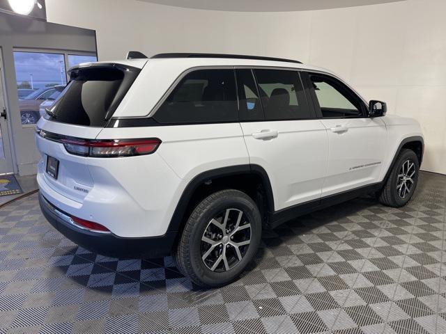new 2025 Jeep Grand Cherokee car, priced at $42,995