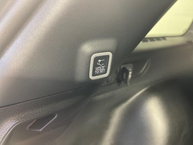 new 2025 Jeep Grand Cherokee car, priced at $42,995
