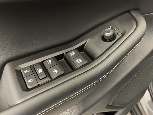 new 2025 Jeep Grand Cherokee car, priced at $41,301