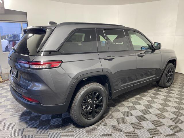new 2025 Jeep Grand Cherokee car, priced at $41,301
