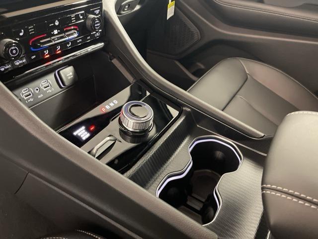 new 2025 Jeep Grand Cherokee car, priced at $51,037