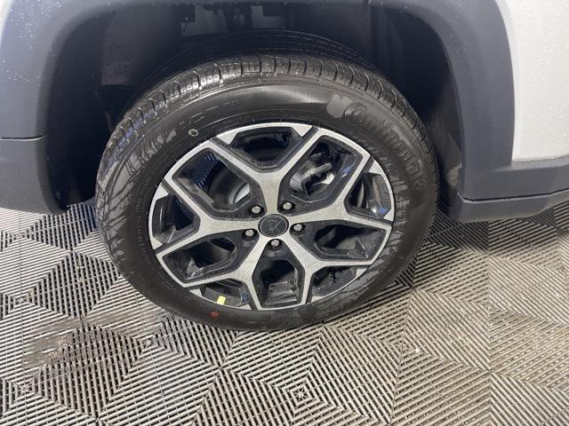 new 2025 Jeep Compass car, priced at $29,995