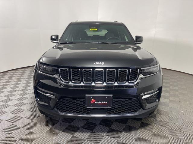 new 2025 Jeep Grand Cherokee car, priced at $43,622