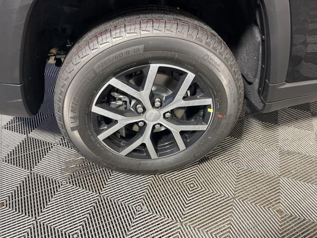 new 2025 Jeep Grand Cherokee car, priced at $43,622