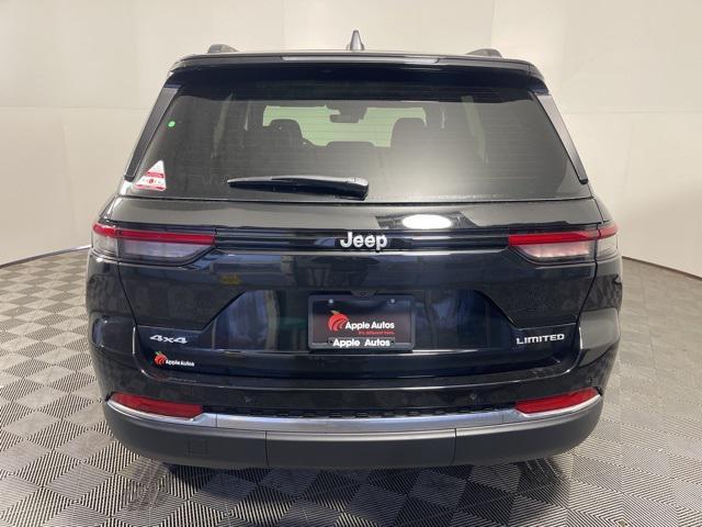 new 2025 Jeep Grand Cherokee car, priced at $43,622