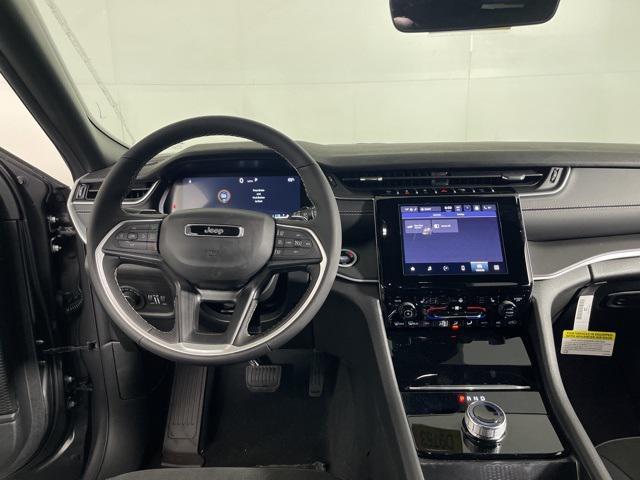 new 2025 Jeep Grand Cherokee car, priced at $44,033