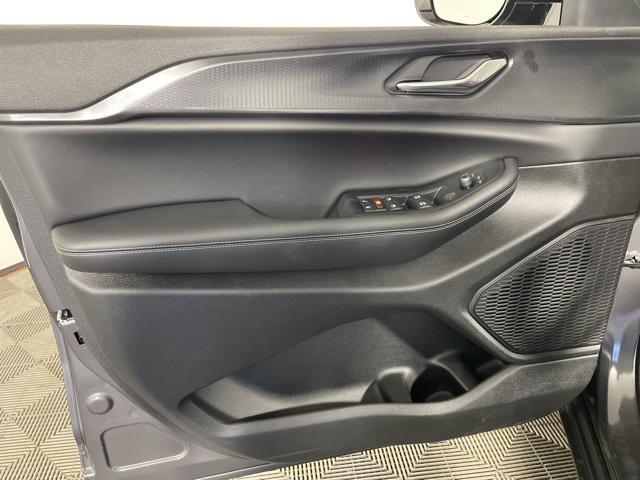 new 2025 Jeep Grand Cherokee car, priced at $44,033