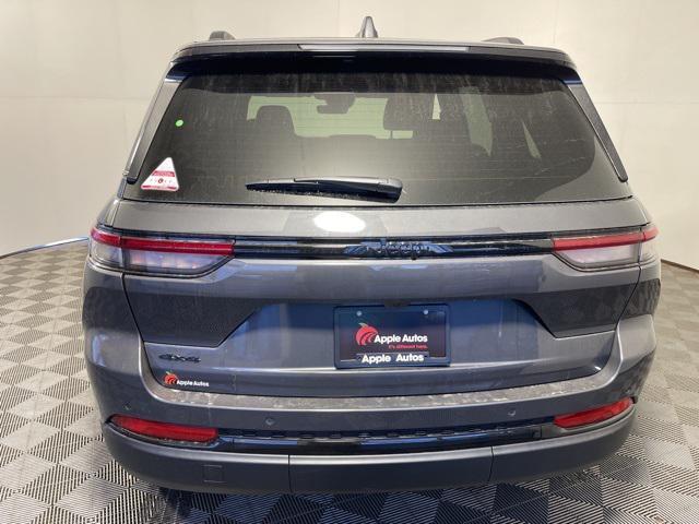 new 2025 Jeep Grand Cherokee car, priced at $44,033