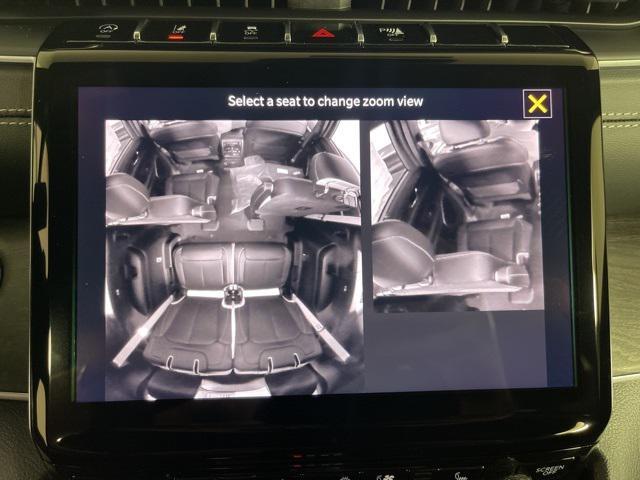new 2025 Jeep Grand Cherokee car, priced at $52,000