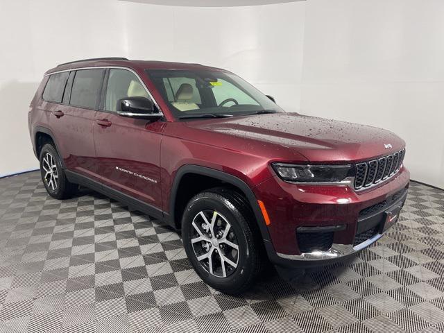 new 2025 Jeep Grand Cherokee car, priced at $43,007