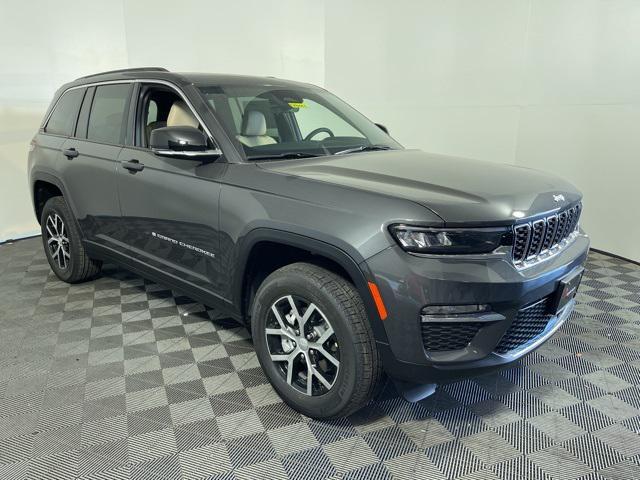 new 2025 Jeep Grand Cherokee car, priced at $46,535