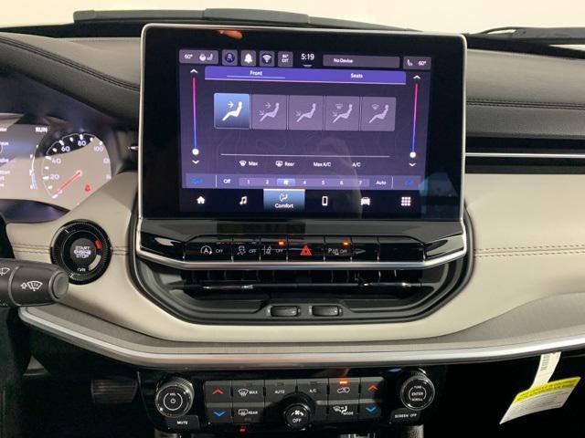 new 2025 Jeep Compass car, priced at $29,495