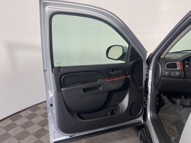 used 2011 Chevrolet Avalanche car, priced at $6,993