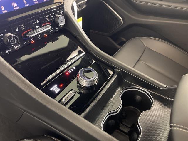 new 2025 Jeep Grand Cherokee car, priced at $42,495