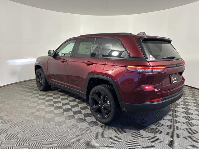 new 2025 Jeep Grand Cherokee car, priced at $41,995