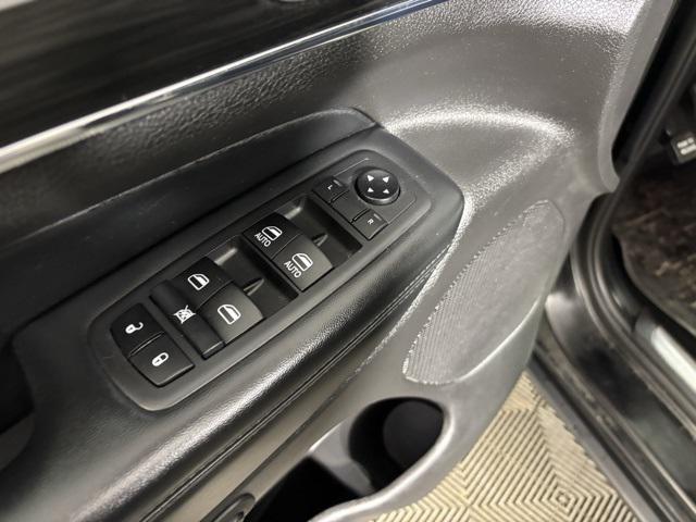 used 2020 Jeep Grand Cherokee car, priced at $22,444