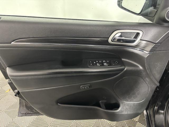 used 2020 Jeep Grand Cherokee car, priced at $22,444