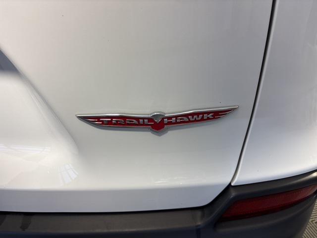 used 2020 Jeep Cherokee car, priced at $19,990