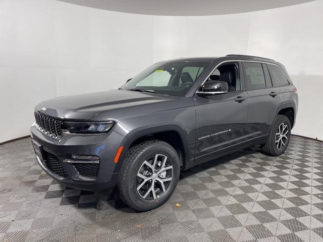 new 2025 Jeep Grand Cherokee car, priced at $42,750