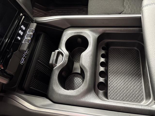 new 2025 Ram 1500 car, priced at $45,633