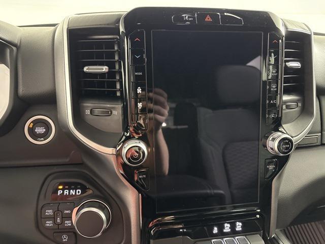 new 2025 Ram 1500 car, priced at $45,633
