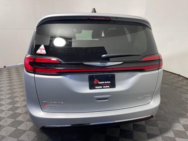 new 2024 Chrysler Pacifica car, priced at $48,595