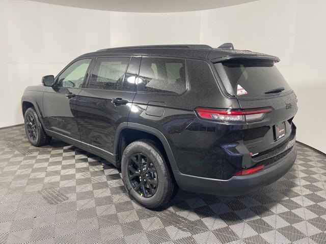 new 2025 Jeep Grand Cherokee car, priced at $44,752