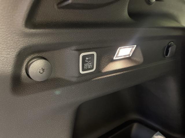 new 2025 Jeep Grand Cherokee car, priced at $44,752