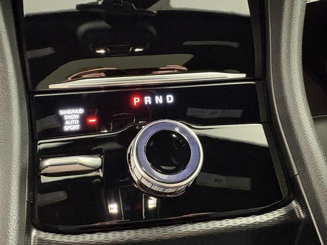 new 2025 Jeep Grand Cherokee car, priced at $47,074