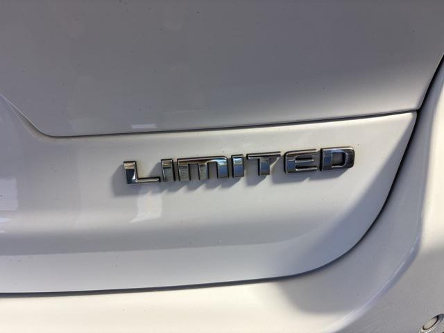 used 2021 Jeep Grand Cherokee L car, priced at $30,233