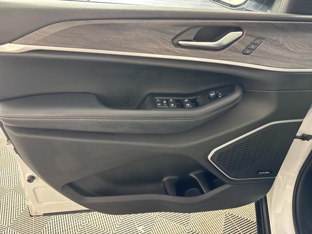 used 2021 Jeep Grand Cherokee L car, priced at $30,233