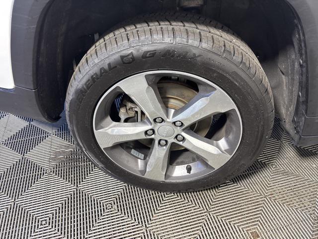 used 2021 Jeep Grand Cherokee L car, priced at $30,233