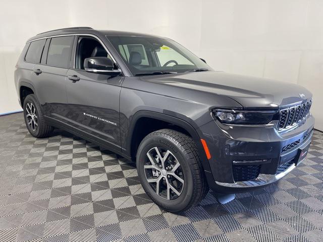 new 2025 Jeep Grand Cherokee car, priced at $44,998