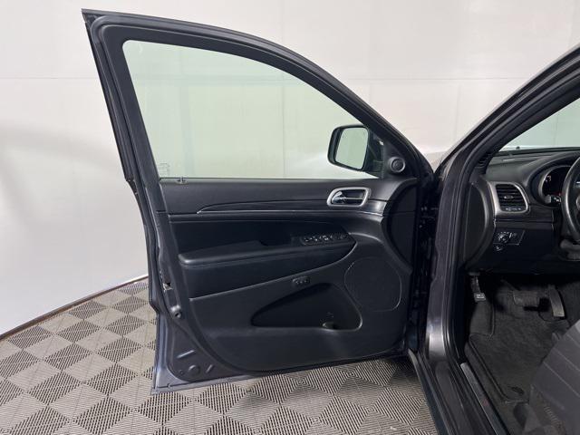 used 2021 Jeep Grand Cherokee car, priced at $29,814