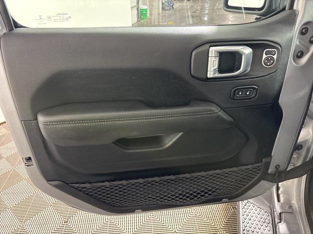 used 2021 Jeep Gladiator car, priced at $30,794