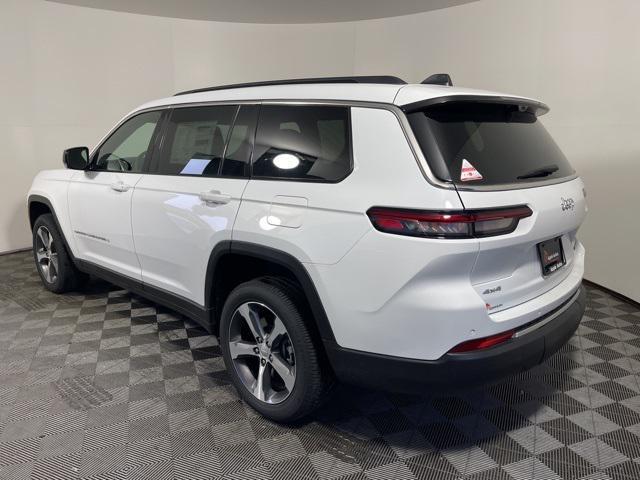 new 2025 Jeep Grand Cherokee car, priced at $54,092