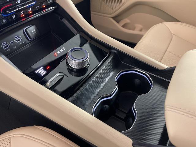 new 2025 Jeep Grand Cherokee car, priced at $54,092