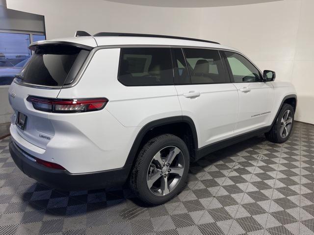 new 2025 Jeep Grand Cherokee car, priced at $54,092