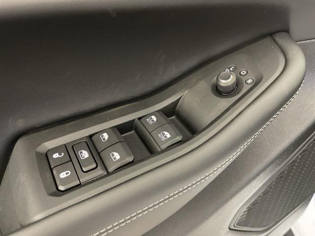 new 2025 Jeep Grand Cherokee car, priced at $38,750