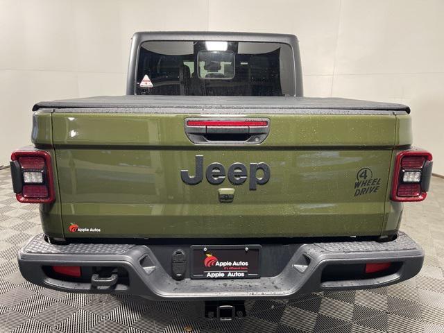 new 2024 Jeep Gladiator car, priced at $46,418