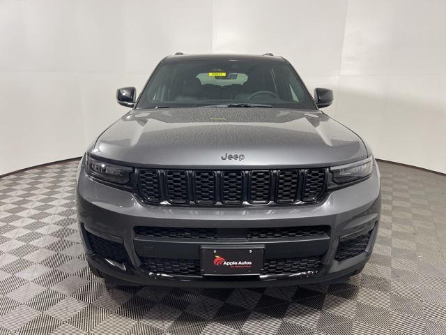 new 2025 Jeep Grand Cherokee car, priced at $51,403