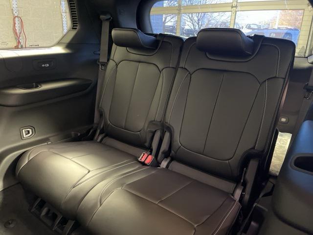 new 2025 Jeep Grand Cherokee car, priced at $51,403