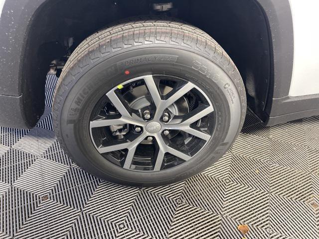 new 2025 Jeep Grand Cherokee car, priced at $49,498