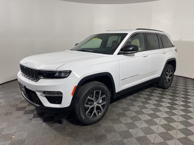 new 2025 Jeep Grand Cherokee car, priced at $49,498