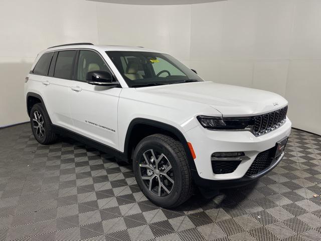 new 2025 Jeep Grand Cherokee car, priced at $50,498