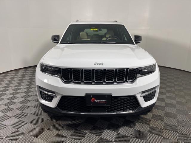 new 2025 Jeep Grand Cherokee car, priced at $49,498