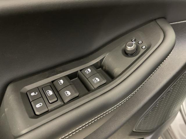 new 2025 Jeep Grand Cherokee car, priced at $42,096