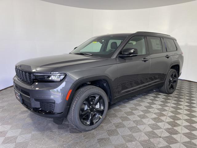 new 2025 Jeep Grand Cherokee car, priced at $42,096